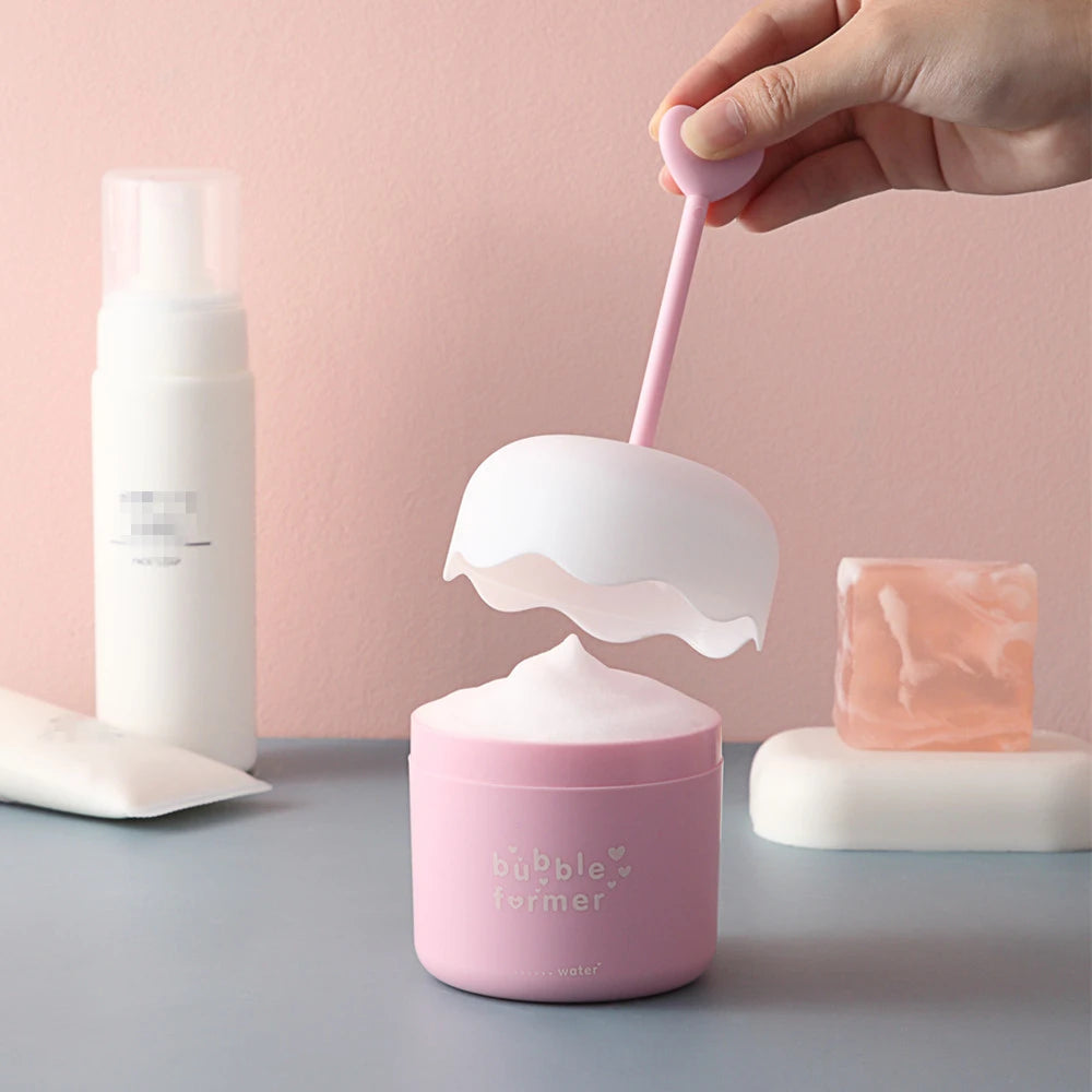 facial cleanser - Beauty Creation..